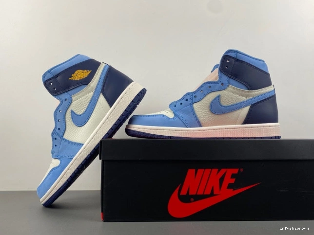 OG High Jordan 1 FD2596-400 in First Flight WMNS Air 0723